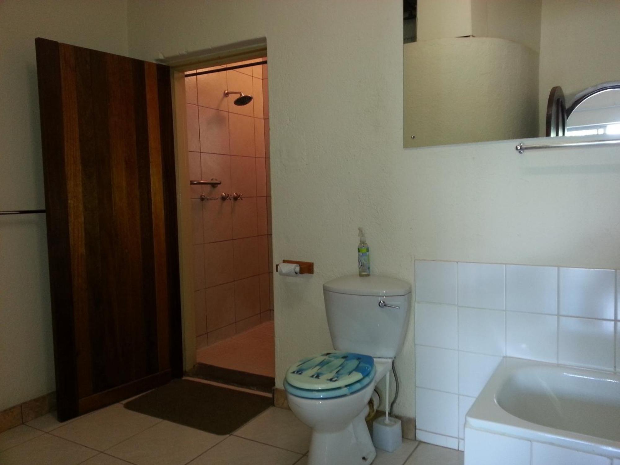 Ingwe Guesthouse Mbombela Exterior foto